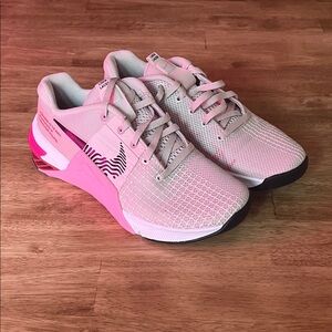 Women’s Nike Metcon 8 - Size 6.5 EXCELLENT CONDITION